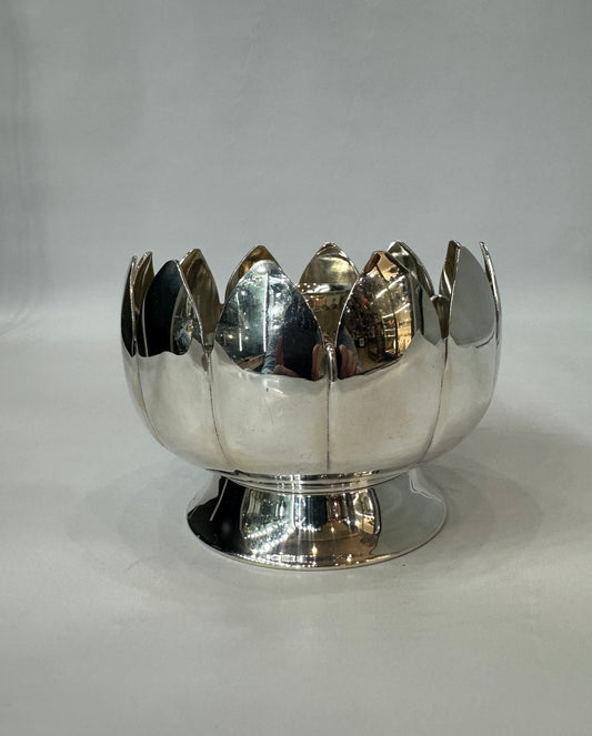 Vintage Silver Plated "Viners" Vase