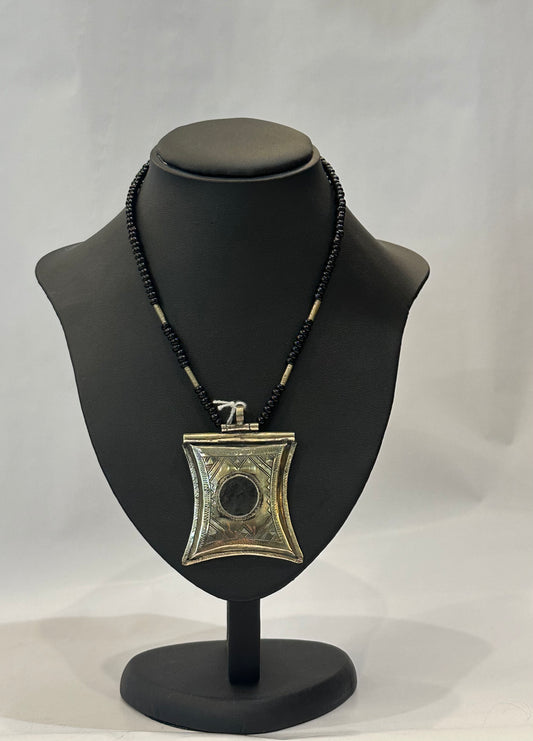 Moroccan Tuareg silver and Onyx vintage Necklace